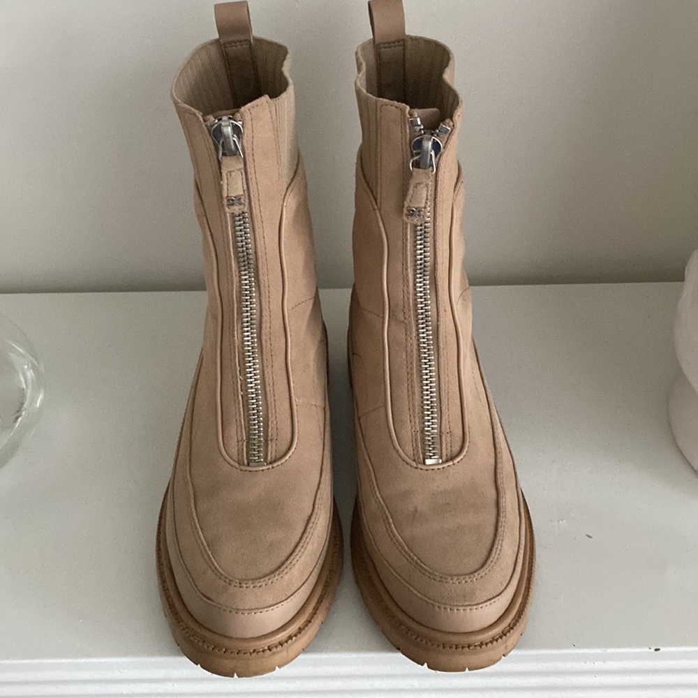 Sam Edelman Leone Boots - Picture 2 of 7